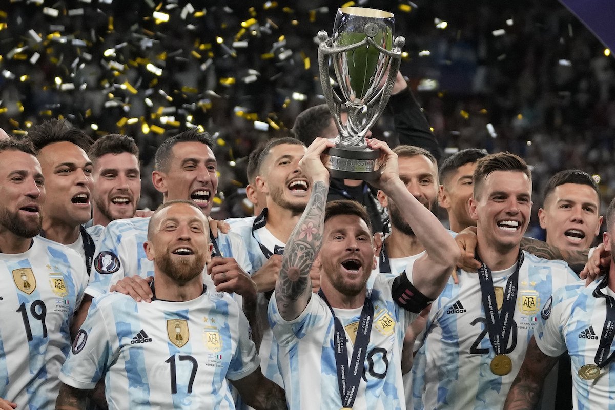 アルゼンチン代表引退が囁かれるリオネル・メッシ。唯一獲得できてい