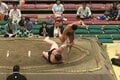 「身体能力バグってる」驚異の“ソップ型”力士、175キロ超巨漢を片足立ちから“ジャンプ”投げ「片足立ちで」「着地も完璧」