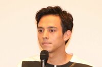 満島真之介のスーツ姿に反響 「亀梨くんとどっちか選べない」