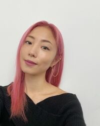 “ピンク髪”ショットを公開したMEGUMIに「綺麗すぎます」「めちゃめちゃ素敵」と絶賛の声