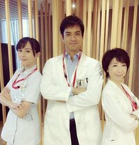 比嘉愛未が『DOCTORS～最強の名医～』新春スペシャル版を撮影、医療モノと看護師役続く「絶賛撮影中 お楽しみに」