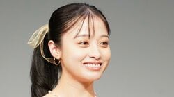 橋本環奈、韓国アイドルに“公開告白”される「デートしたいです」 返事は「どこにでも連れていきます」