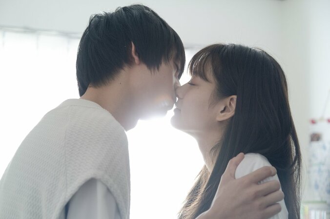 「イヤだって思ったら、いつでも言って」咲良と悠がついにキス、そして初体験へ…『17.3 about a sex』胸キュン必至の最終回 1枚目