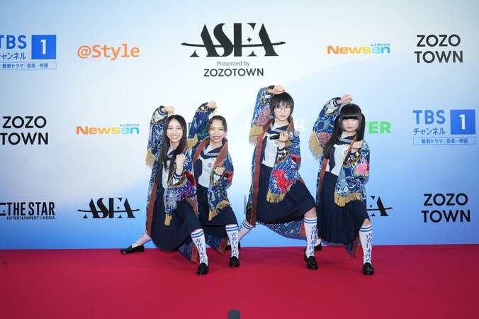 新しい学校のリーダーズ