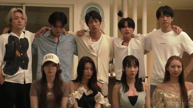 【写真・画像】一体何が？男子全員が号泣で嗚咽「俺違うって」泣き叫び大修羅場、衝撃結末にスタジオ茫然　2枚目