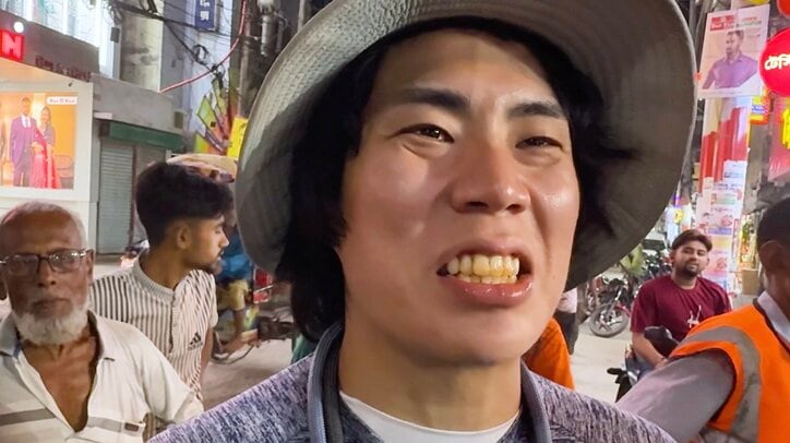 【写真・画像】令和ロマンくるま「まじ怖い」「パキパキします」WHOがすすめない噛みタバコを初体験「歯が信じられないくらいキシキシする」　1枚目