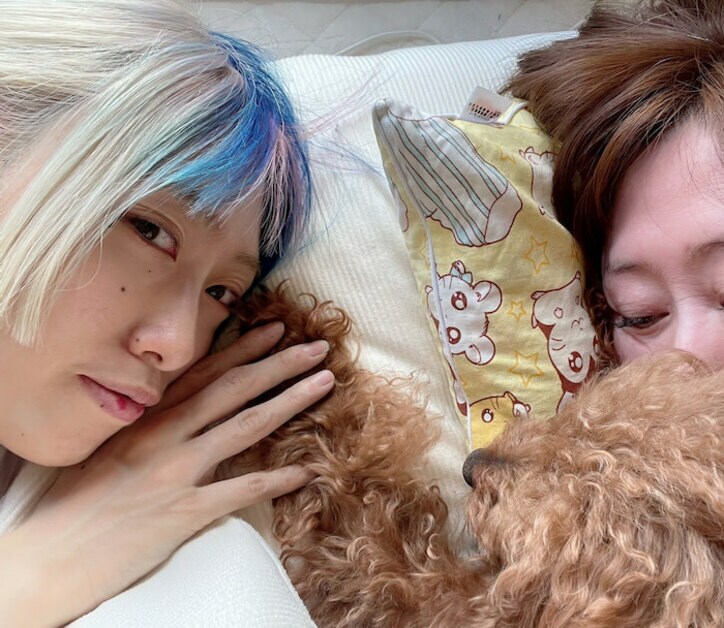  元おニャン子・内海和子、24歳の娘と添い寝する姿を公開「平気で親の布団の中に入ってきます」 