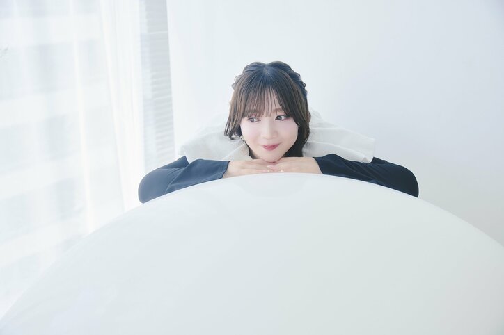 【写真・画像】「まさかこんなカットを撮っていただけるとは…!」3冊目の写真集で声優・伊藤彩沙が一番驚いたカットは? 8枚目
