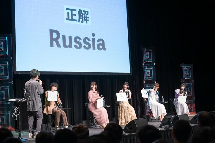 【写真・画像】アニメ「時々ボソッとロシア語でデレる隣のアーリャさん」上坂すみれ・天﨑滉平ら出演のイベントレポートが到着　4枚目