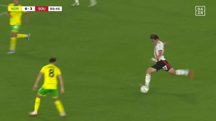 【映像】左足で超絶ミドルを叩き込んだ瞬間