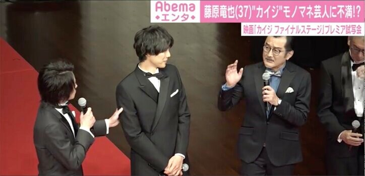 映画『カイジ』で共演の藤原竜也と吉田鋼太郎、最後に二人は“結ばれる”!?