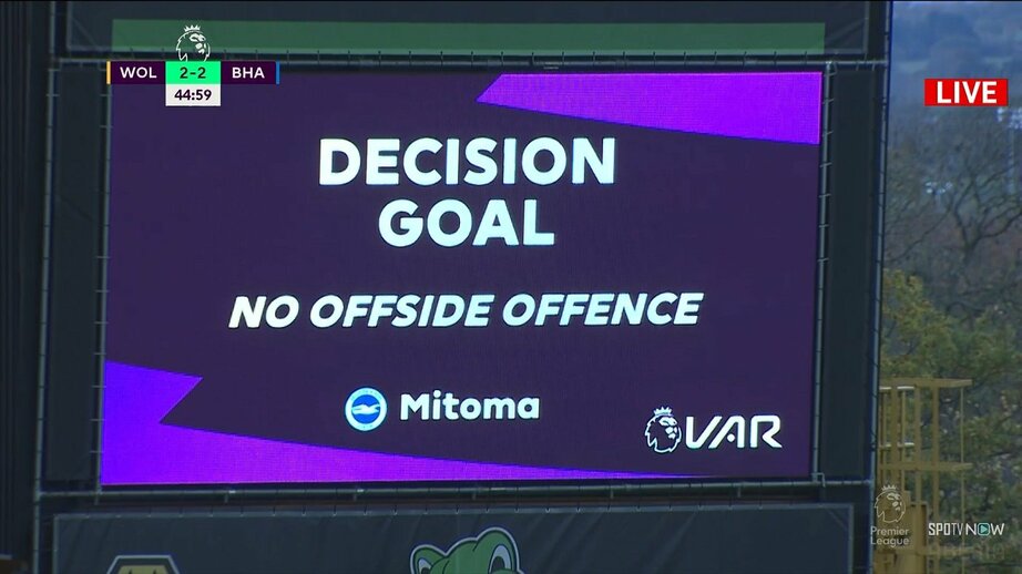 「なんてこった…」三笘薫、起死回生の同点ヘッドにデゼルビ監督が秀逸リアクション 「笑っちゃう」「まさかのヘディング」ファンも騒然