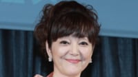 岩崎宏美(66) “幸せな時間”初孫とハワイを満喫「オチビさん大きくなりましたね」