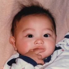 この時からほぼ顔が変わってない 瀬戸康史 ぱっちりおめめ が可愛いらしい赤ちゃん時代の写真を公開 話題 Abema Times