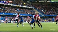 「は？押してる」vs「ダイブだわ」ボックス内の接触を巡ってファンの激論勃発！チェルシーがPKを主張した決定的瞬間
