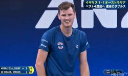 「こんなことあるんか…」元ダブルス王者“まさかのミス”にファン騒然