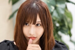 「超キレイ！」美女コスプレイヤーの金髪ビキニ写真のクオリティに指原莉乃が驚き