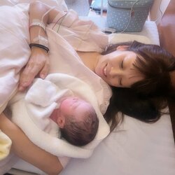 漫画家・あさの☆ひかり、第2子出産を報告「無事、ベビーギャルが爆誕いたしました」