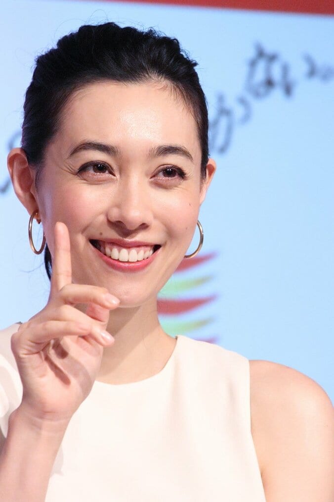 吹石一恵が「彼氏ナシ、独身」に！ 4枚目