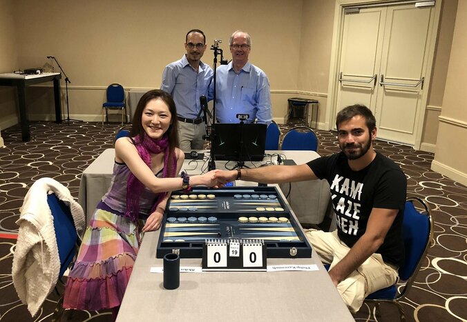 アジア人女性初のバックギャモン世界王者・矢澤亜希子、男性からのバッシングにも耐え2度頂点「ソフトがあったから強くなれた」 2枚目