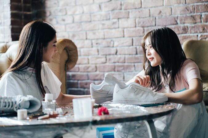 りの「デリカシーない」こうへいと突然ギクシャク…ラブラブだった2人に何が？『虹オオカミ』第10話 4枚目