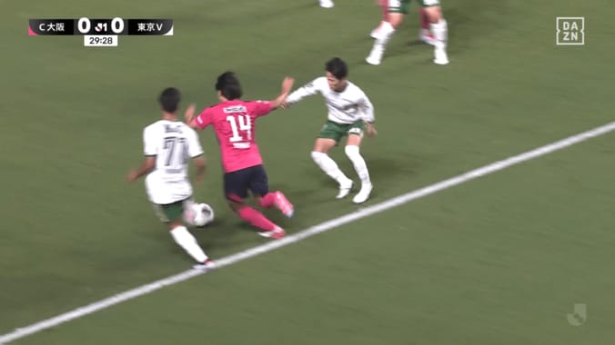U-21日本代表ウイングが「三笘薫みたい」と話題！“3人抜き電撃ドリブル”に「唯一無二」「夢樹の突破ほんま好き」 5枚目