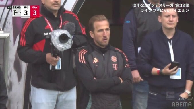 “無冠のエース”ケインも虚無顔「そりゃ辛いよ」首位バイエルン、後半ATの土壇場失点でリーグ優勝がお預けに「誰よりも優勝を心待ちにしてたもんな」 2枚目