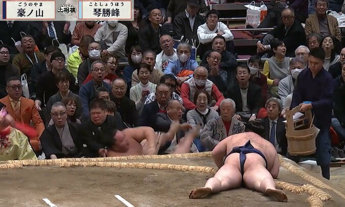 親方が身を挺してブロック