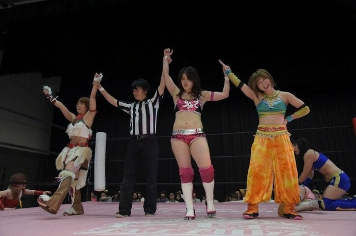 「うるさい。潰したい。嫌いなんですよ、ああいうの」伊藤麻希、“冷たい怒り”!タッグパートナー・瑞希と一騎打ち