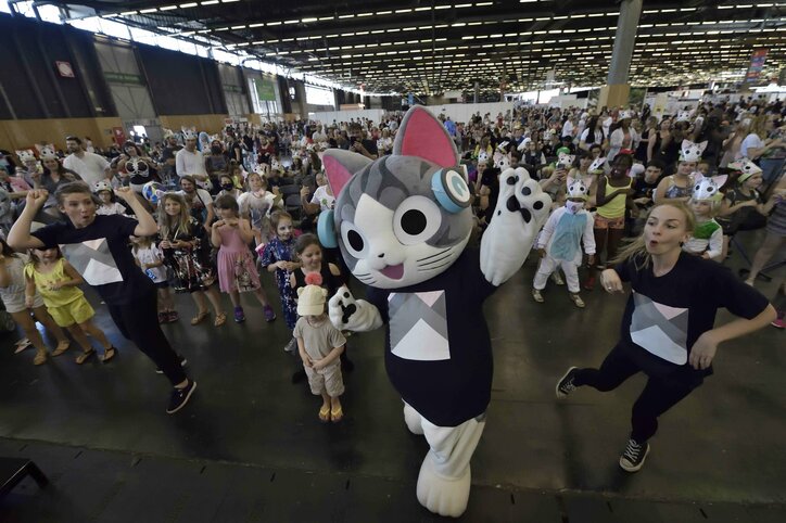 仏・Japan Expo 2017『こねこのチー』ステージ超満員 1,000人がチーとダンス