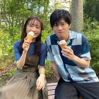 「神カップル」「お似合い過ぎてエモい」田中圭＆松本まりか、アイスを頬張る仲良しな2ショットに称賛の声