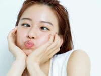 山本舞香、“別人級”レベルの変顔ショットを披露するも「顔が完璧なので何しても可愛い」と称賛の声が殺到