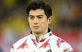 20年ぶりのバットマンリターンズ？　鼻骨骨折の谷口がフェイスガード姿に、宮本氏と比較される「つけてもカッコいい」