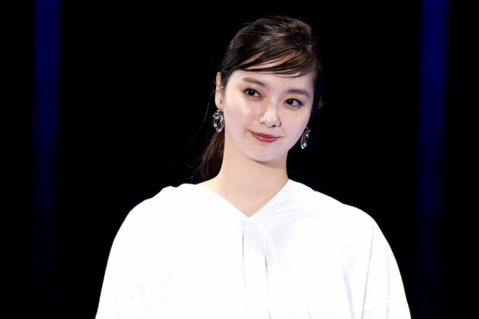 山田優が圧巻のスタイルで存在感放つ！ 人気モデルが一堂に『TGC』【画像集】 32枚目