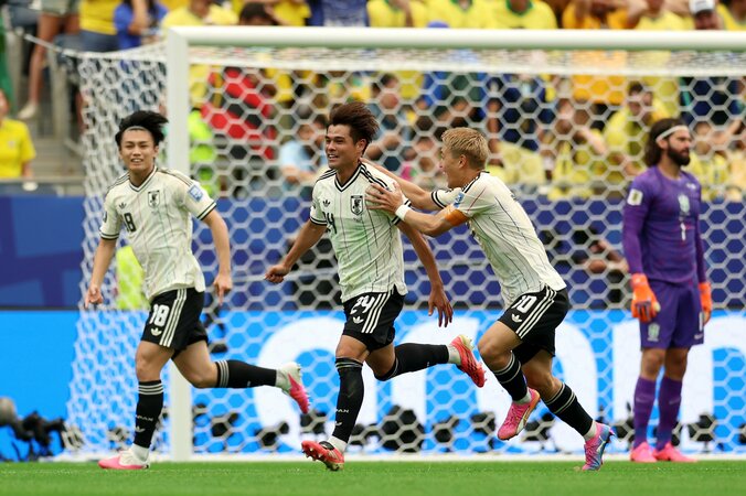 「日本の回し者か？」ブラジルDFに母国ファン激怒…失点直結パスミスに「ふざけるな！」「サノにアシストかよ」【W杯】 5枚目