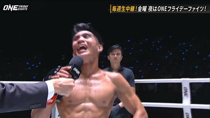 レフェリー“激おこ”直後の衝撃KO 「怒られたからやってやったよ」勝利者インタビューにツッコミ殺到 2枚目