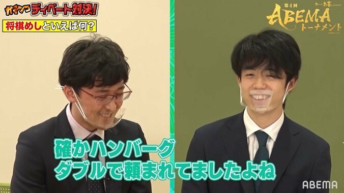 藤井聡太王位・棋聖、驚きの“研究範囲”同学年棋士の昼食までチェック「ハンバーグ、ダブルで頼まれてましたよね」 1枚目