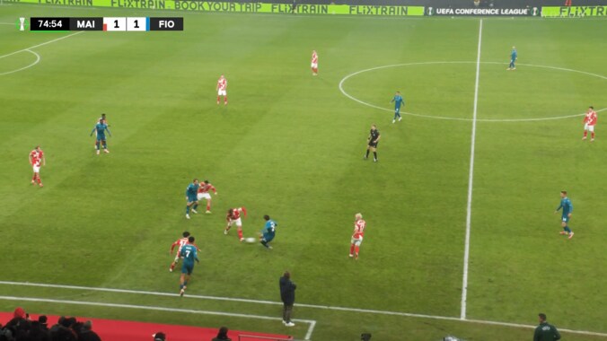 【写真・画像】スタジアム大熱狂！佐野海舟、劇的決勝点をアシスト「本当に凄いな」「スーパーだ」華麗フェイク→絶妙クロスの一部始終　2枚目