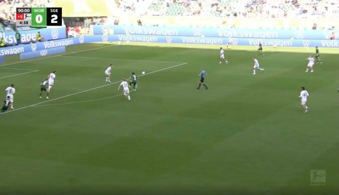 ウソでしょ…！？ 塩貝健人、完璧コントロール→“ワンタッチ強烈ボレー”炸裂「めっちゃ上手いな」「これはヤバい」解説者も絶賛のフィニッシュワーク 3枚目