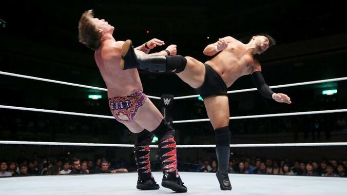 MEGA-G、WWE日本公演レポート「一番の盛り上がりはフィン・ベイラーVSカール・アンダーソンの元B.Cメンバー同士の対決」 4枚目