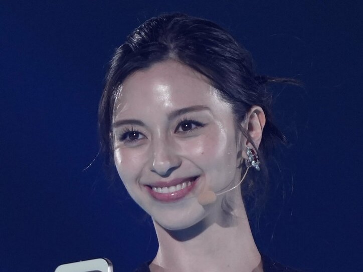 【写真・画像】中条あやみ、小顔すぎる“レベチ”な全身姿に騒然「本当に異次元すぎて鳥肌…」「スタイルヤバすぎ…」　1枚目