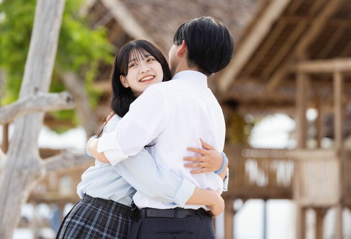 高3女子あやね 辛い片思いを経てこたろうとカップル成立 熱烈ハグ 諦めないで良かった 今日好き セブ島編最終回 ニュース Abema Times