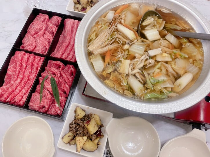  辻希美、最高級の食材を使った夕食を堪能「めちゃくちゃ贅沢」 