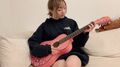 須田亜香里、始めたばかりのギターを弾く可愛らしい動画を公開 「初日でそれだけ弾けるのスゴイ」「尊い」と反響の声