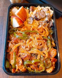 みきママ『うどんナポリタン弁当です!!』