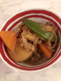 アレクサンダー『肉じゃが テクってる‼️』