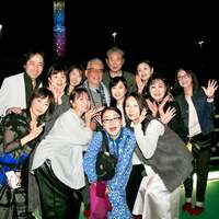 石原詢子『屋形船でお花見会』