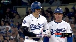 これぞ常勝軍団示す瞬間！大谷翔平“執念の内野安打”にコーチ満面笑顔 “激走”でもぎ取った価値ある一打直後の光景