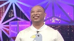 「怪力すぎる」トム・ブラウンみちおのメロン潰しで放送事故！？ 「客席にとんだ？w」「ああいう失敗が面白い」