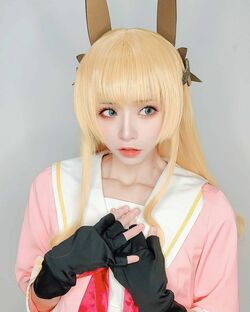 コスプレイヤー・綺太郎、「異世界美少女受肉おじさんと」橘日向に扮した美麗ショットにファン興奮